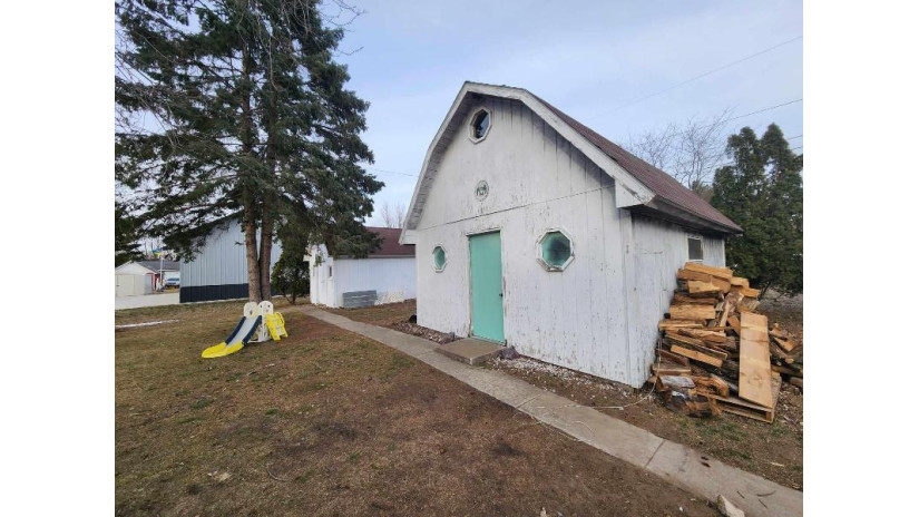 214 N 4th Street Muscoda, WI 53573 by Wisconsin.properties Realty, Llc - Pref: 608-604-1983 $199,000