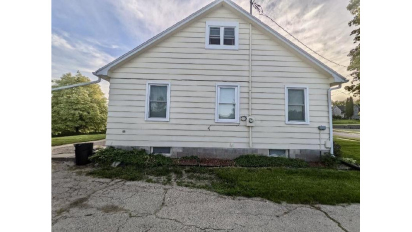 105 Center Street Elroy, WI 53929 by First Weber Inc - HomeInfo@firstweber.com $227,000