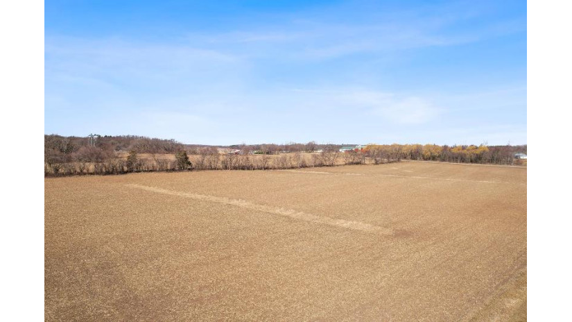 15.25 ACRES County Road U/Gillem Road Fairfield, WI 53913 by Restaino & Associates Era Powered - Pref: 608-577-2245 $200,000