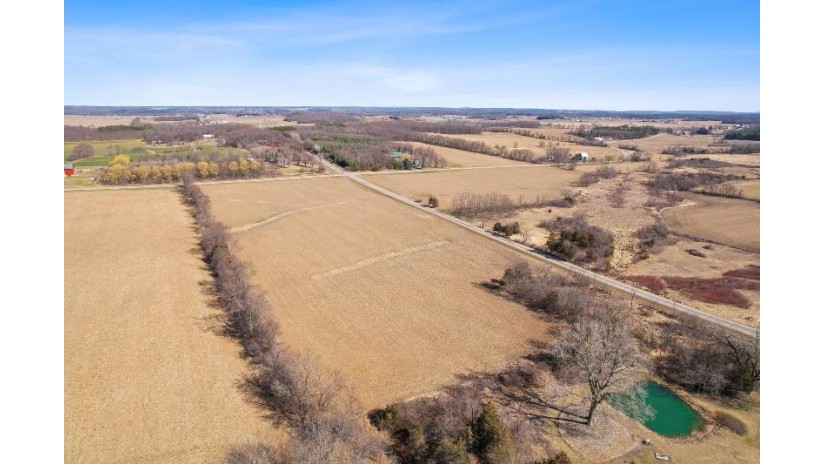 15.25 ACRES County Road U/Gillem Road Fairfield, WI 53913 by Restaino & Associates Era Powered - Pref: 608-577-2245 $200,000