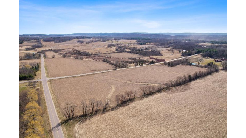 15.25 ACRES County Road U/Gillem Road Fairfield, WI 53913 by Restaino & Associates Era Powered - Pref: 608-577-2245 $200,000