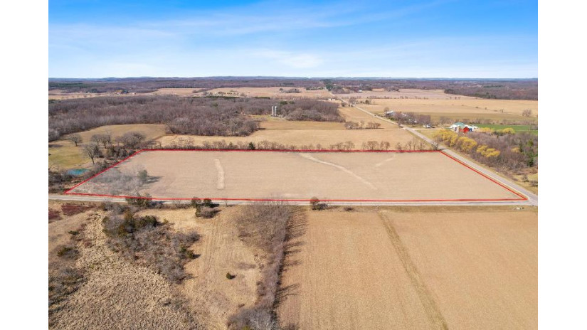 15.25 ACRES County Road U/Gillem Road Fairfield, WI 53913 by Restaino & Associates Era Powered - Pref: 608-577-2245 $200,000