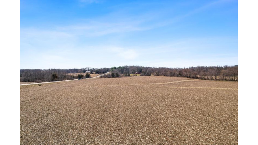 15.25 ACRES County Road U/Gillem Road Fairfield, WI 53913 by Restaino & Associates Era Powered - Pref: 608-577-2245 $200,000