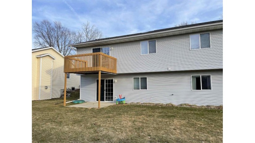 127 Martha Street Beaver Dam, WI 53916 by Century 21 Affiliated - Home: 608-217-2974 $259,900