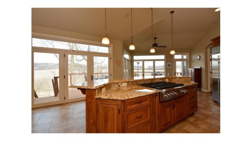 9917 Carter Road Mazomanie, WI 53560 by Madcityhomes.com - stuart@madcityhomes.com $1,199,000