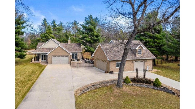 1822 S Badger Court Monroe, WI 54613 by Terra Firma Realty - info@tfmwisconsin.com $850,000