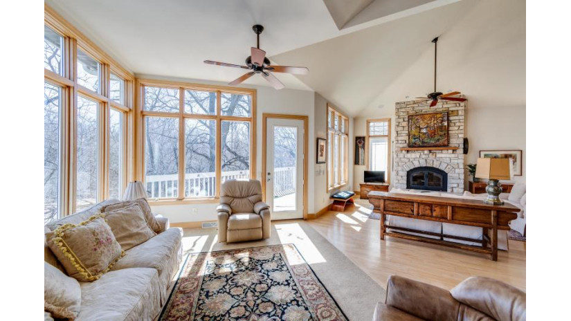 3207 Conservancy Lane Middleton, WI 53562 by Sprinkman Real Estate $1,195,000