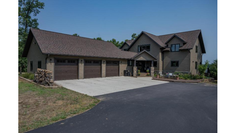 N7055 Lake Road Germantown, WI 53948 by Castle Rock Realty Llc - Pref: 608-377-1227 $1,500,000