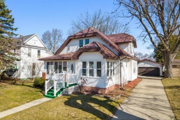 701 W State Street, Mauston, WI 53948