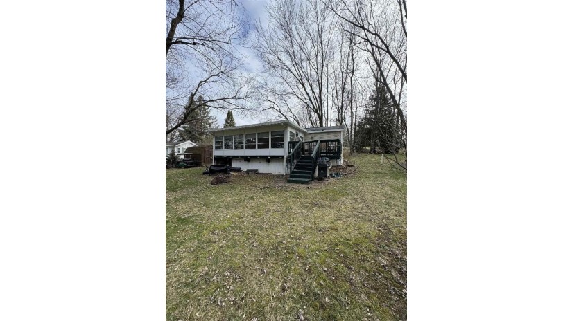 544 Glendale Drive Fulton, WI 53534 by Briggs Realty Group, Inc $129,900