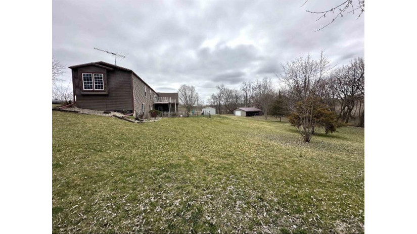 N1999 Ullom Road Cadiz, WI 53522 by First Weber Hedeman Group - Off: 608-325-2000 $294,000