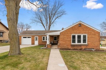 200 S Lincoln Avenue, Beaver Dam, WI 53916