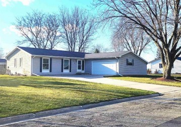 959 Ridge Avenue, Lancaster, WI 53813-2120