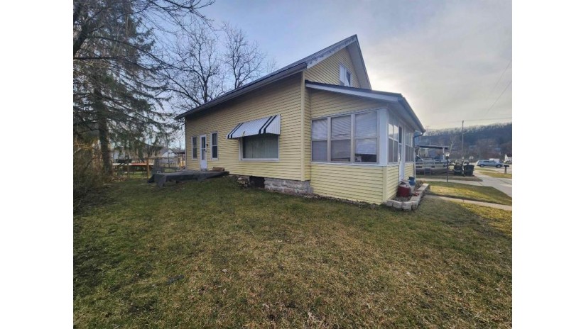 341 W 2nd Street Richland Center, WI 53581 by Wilkinson Auction & Realty Co. $149,900