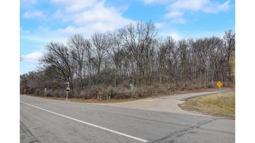 LOT 1 Raymond Road Verona, WI 53593 by Restaino & Associates Era Powered - Cell: 608-469-5800 $525,000