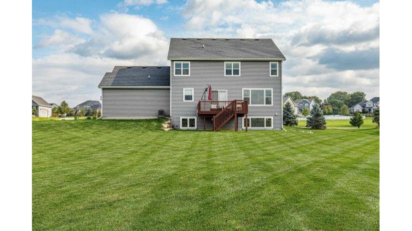 3783 Bay Laurel Lane Middleton, WI 53593 by Real Broker Llc - Pref: 608-620-4177 $875,000