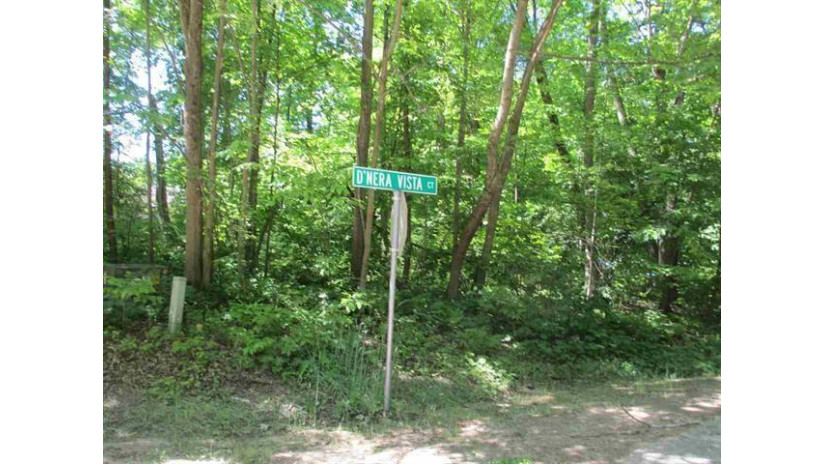 LOT 17 D'Nera Vista Court Baraboo, WI 53913 by Harry Machtan Realty, Inc. $69,900