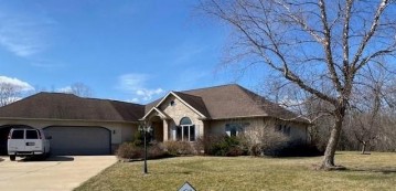 4401 Stonefield Drive, Black Wolf, WI 54902