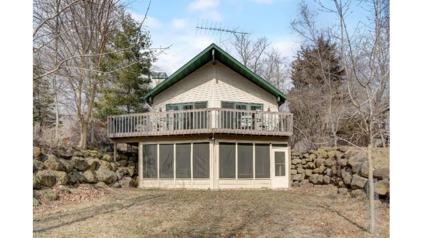 N3556 Katie Lane Mecan, WI 53949 by Re/Max Preferred - peggy@ackerfarberteam.com $449,900