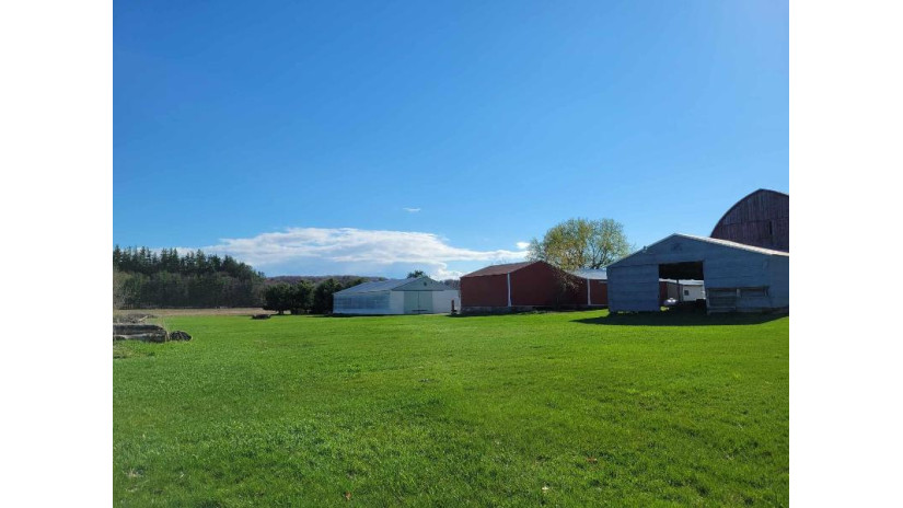 15818 Grover Road Oakdale, WI 54618 by First Weber Inc - HomeInfo@firstweber.com $462,000