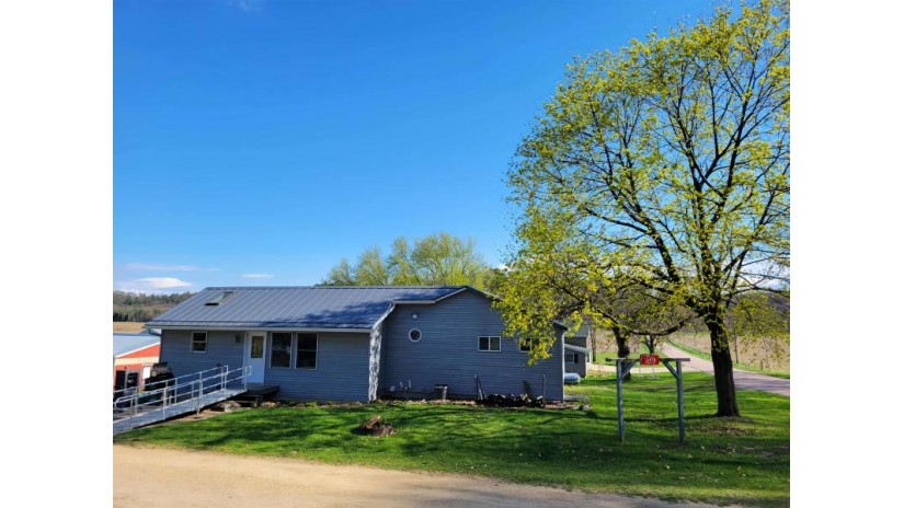 15818 Grover Road Oakdale, WI 54618 by First Weber Inc - HomeInfo@firstweber.com $462,000