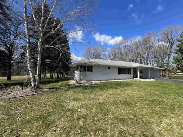 N6145 Hillcrest Road, Pacific, WI 53954