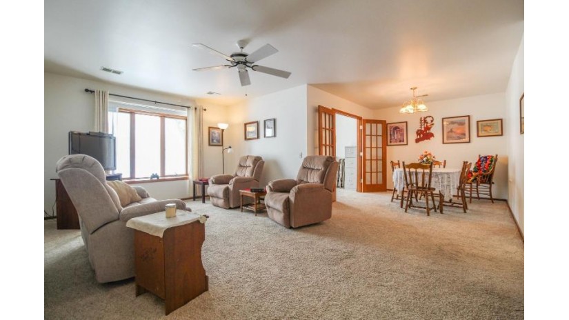 105 Buckingham Court 105 Cambridge, WI 53523 by First Weber Inc - HomeInfo@firstweber.com $250,000