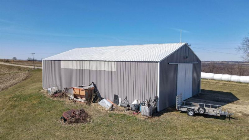 28850 Highway 131 Marietta, WI 53826 by Wilkinson Auction & Realty Co. $849,900