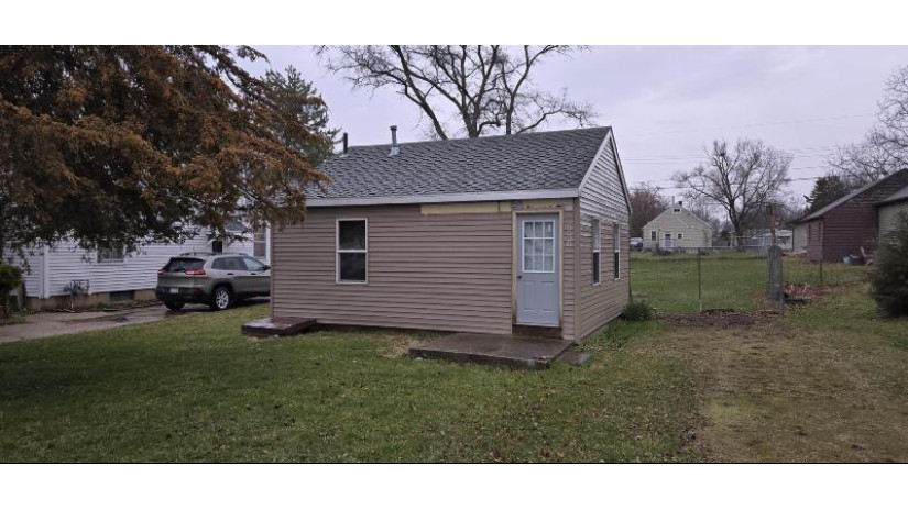 2007 S Park Avenue Beloit, WI 53511 by Century 21 Affiliated - Pref: 608-295-0992 $47,500