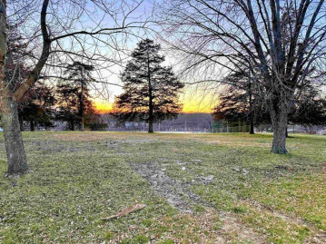 601 S Beaumont Lot 3 Road, Prairie Du Chien, WI 53821