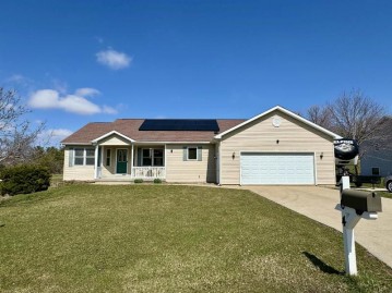 704 Prairie Hills Drive, Dodgeville, WI 53533-0000