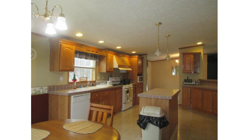 N5510 Highway 22 Shields, WI 53949 by First Weber Inc - HomeInfo@firstweber.com $310,000