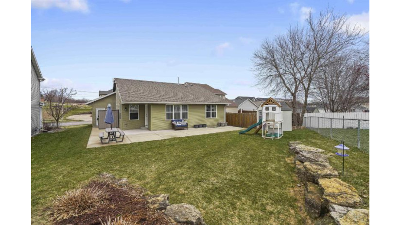 6309 Driscoll Drive Madison, WI 53718 by Mhb Real Estate - Offic: 608-709-9886 $549,900