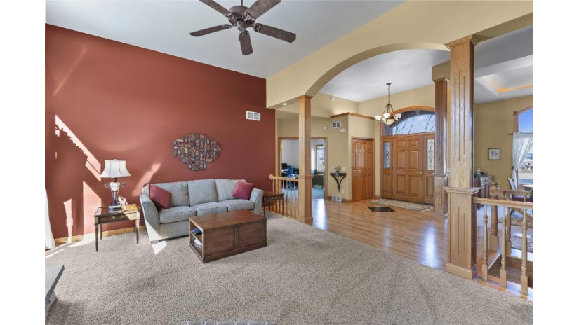 1515 Tierney Drive Waunakee, WI 53597 by Mhb Real Estate - Offic: 608-709-9886 $769,900