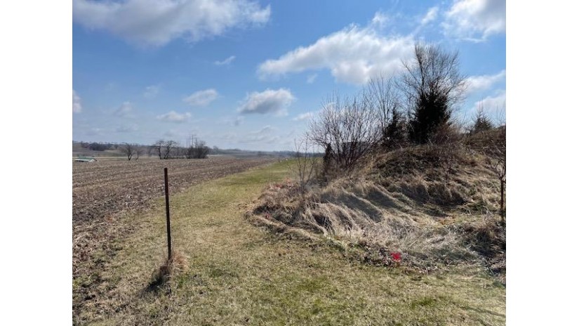 Lot 6 Dodgeville, WI 53533 by Stark Company, Realtors - Off: 608-256-9011 $40,000