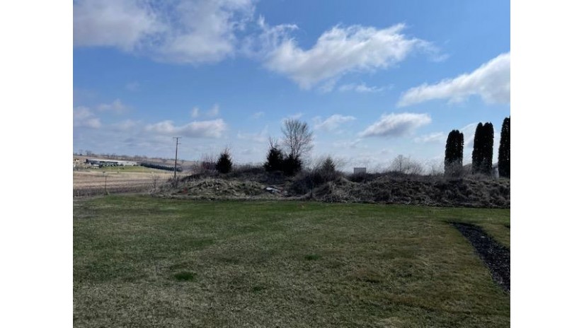 Lot 6 Dodgeville, WI 53533 by Stark Company, Realtors - Off: 608-256-9011 $40,000