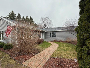 N7869 Lakeshore Drive, Friendship, WI 54937