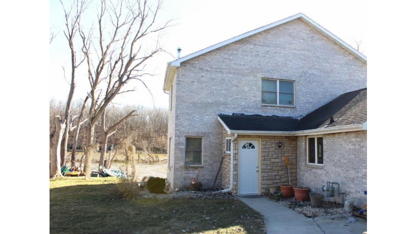 4001 W Riverside Drive Fulton, WI 53534 by Design Realty Llc - Pref: 920-819-2158 $399,000