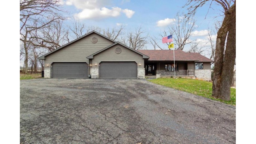 10028 W Welsh Road Plymouth, WI 53548 by Keller Williams Realty Signature - Pref: 608-290-9742 $499,000