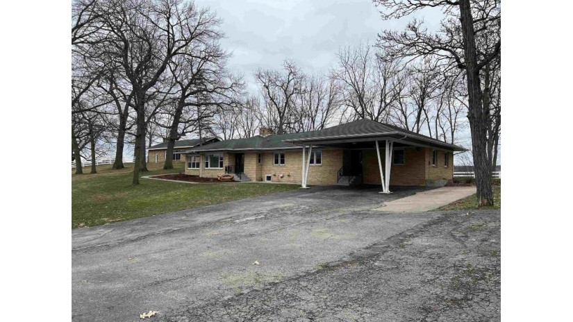 38371 Highway 18 Bridgeport, WI 53821 by Kramer Real Estate & Auction Llc $599,000