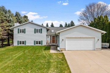 N8446 Concord Parkway, Beaver Dam, WI 53916