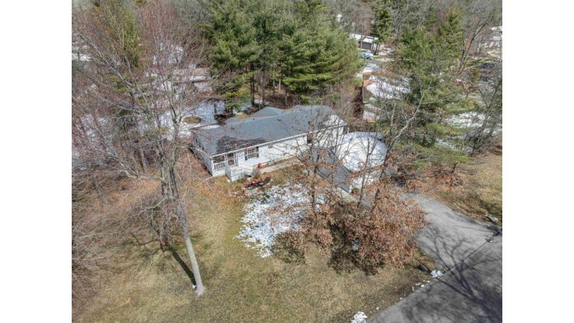 123 Ridge Drive Lake Delton, WI 53965 by Cold Water Realty $304,500