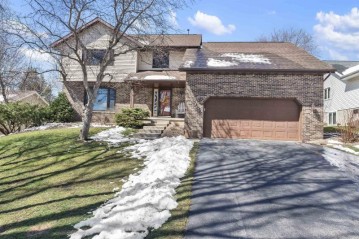 10 Manchester Court, Madison, WI 53719