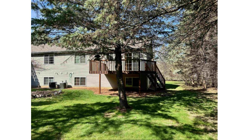 N4516 Wolff Road Oakland, WI 53523 by Re/Max Property Shop - dave@propertyshop-realtors.com $315,000