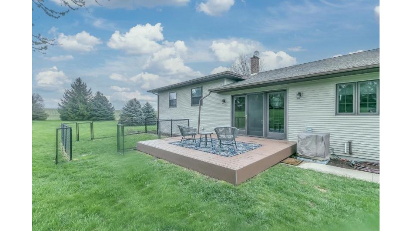 1212 Harms Road Eden, WI 53543 by Gollon Real Estate $485,000