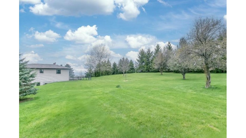 1212 Harms Road Eden, WI 53543 by Gollon Real Estate $485,000