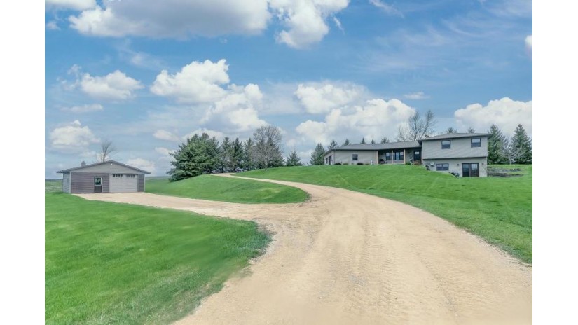 1212 Harms Road Eden, WI 53543 by Gollon Real Estate $485,000