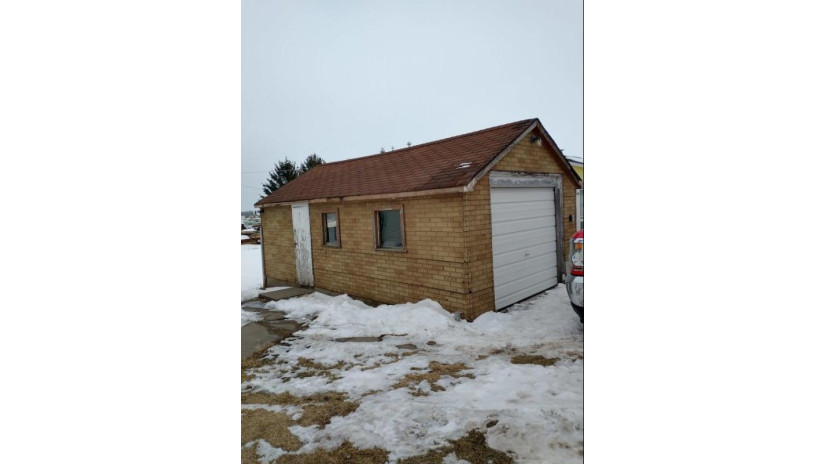 1267 Old Rossville Road Waukon, IA 52172 by Exit Realty Driftless Group - Pref: 608-520-2983 $89,000