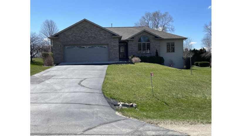 368 E Riverdale Drive Fulton, WI 53534 by Century 21 Affiliated - Off: 608-756-4196 $479,900