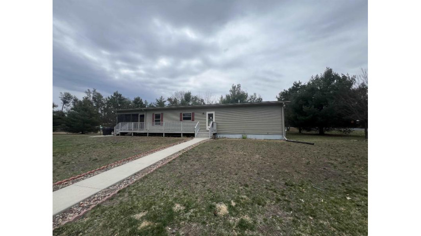 N8033 Park Place Drive Germantown, WI 53950 by First Weber Inc - HomeInfo@firstweber.com $324,900